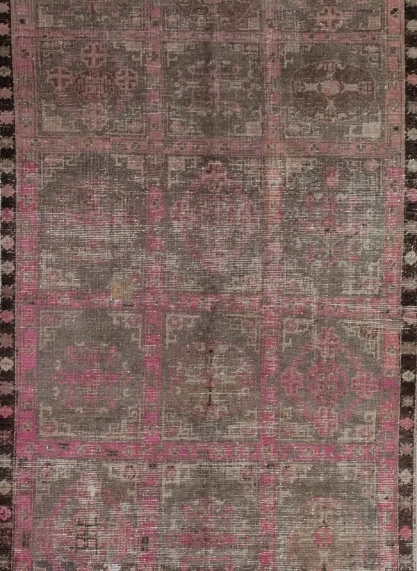 Antique Rug 3.10′ x 7.3′ Gray Antique Khotan 10054718